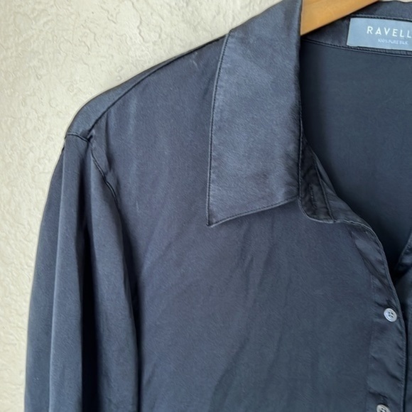 Ravella black silk button long sleeve - Picture 13 of 13